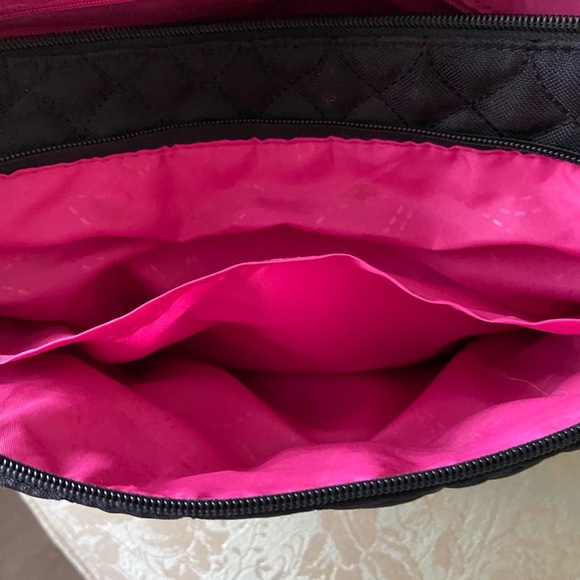 Lily Bloom Black Quility Crossbody Bag - Picture 5 of 16